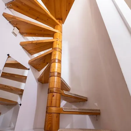 Bergstrasse 62 Heimathafen * ティメンドルファー・シュトラント